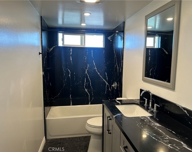 9684 Avenida Monterey - Photo Thumbnail 12