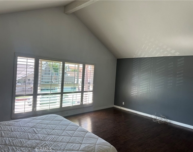 9684 Avenida Monterey - Photo Thumbnail 22