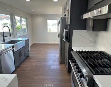 9684 Avenida Monterey - Photo Thumbnail 1