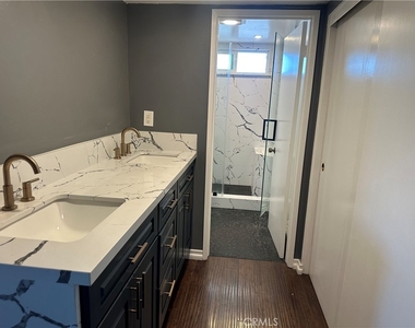 9684 Avenida Monterey - Photo Thumbnail 13