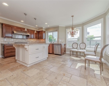 9042 Santiago Dr - Photo Thumbnail 15