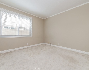 9042 Santiago Dr - Photo Thumbnail 18