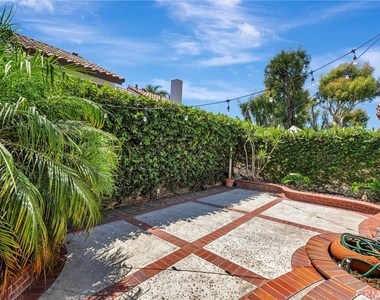 512 Amber Drive - Photo Thumbnail 35