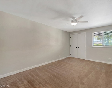 512 Amber Drive - Photo Thumbnail 22