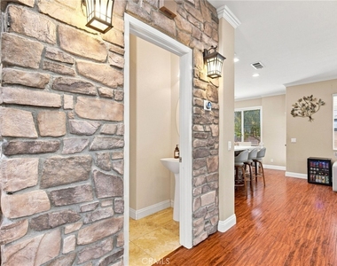 5689 Andover Way - Photo Thumbnail 19