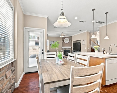 5689 Andover Way - Photo Thumbnail 18