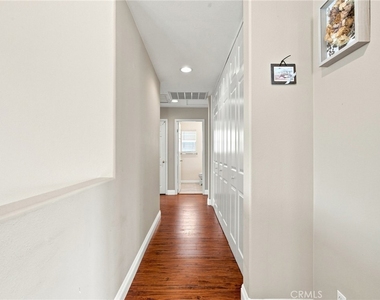 5689 Andover Way - Photo Thumbnail 24