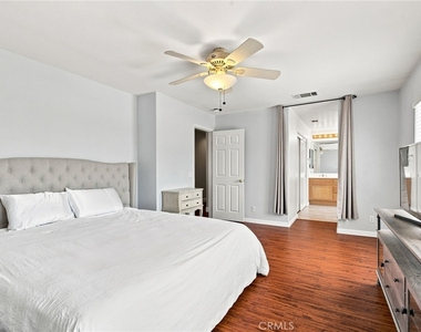 5689 Andover Way - Photo Thumbnail 27