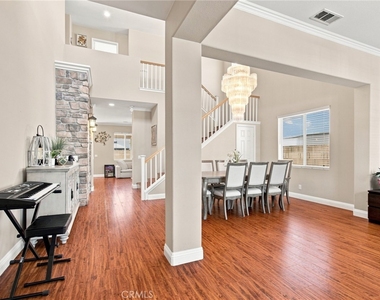 5689 Andover Way - Photo Thumbnail 11