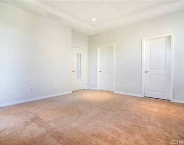 75 Thornhurst - Photo Thumbnail 7
