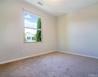 75 Thornhurst - Photo Thumbnail 12