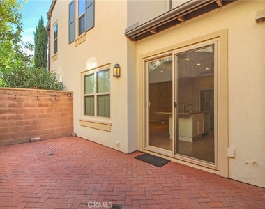 75 Thornhurst - Photo Thumbnail 14