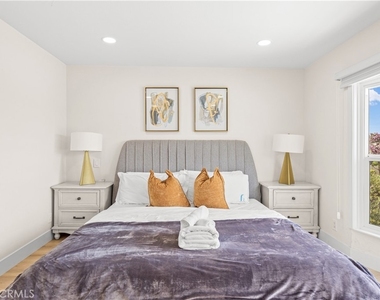 4311 Pioneer St - Photo Thumbnail 19