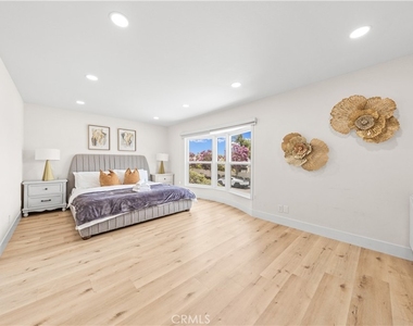 4311 Pioneer St - Photo Thumbnail 18