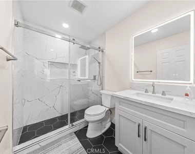 4311 Pioneer St - Photo Thumbnail 31