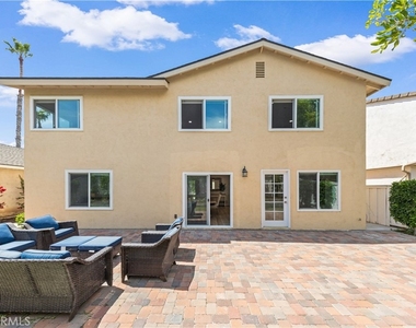 4311 Pioneer St - Photo Thumbnail 1