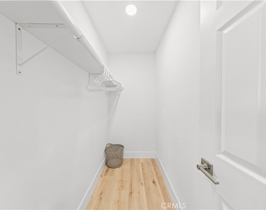 4311 Pioneer St - Photo Thumbnail 30
