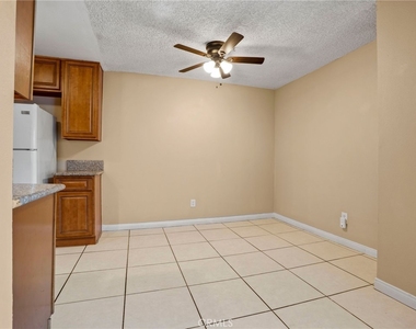 7037 Milton - Photo Thumbnail 3