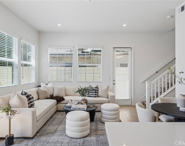 376 Hamilton Street - Photo Thumbnail 3