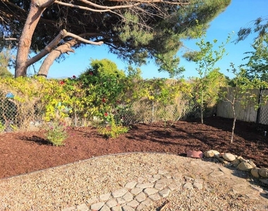 1421 Temple Heights Drive - Photo Thumbnail 19