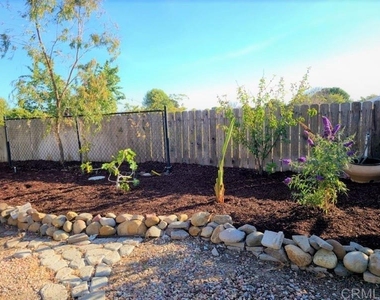 1421 Temple Heights Drive - Photo Thumbnail 18