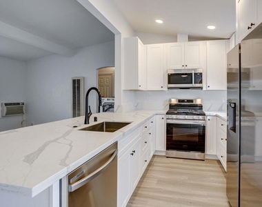 521 W 11th Avenue - Photo Thumbnail 1