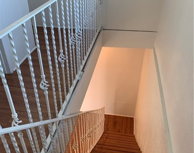212 South Vail - Photo Thumbnail 16