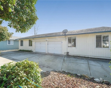 19759 Oak Flat Road - Photo Thumbnail 2