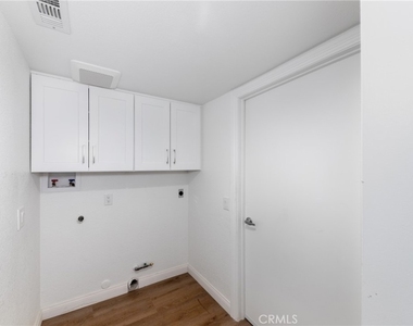 14743 Blue Grass Drive - Photo Thumbnail 6