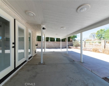 14743 Blue Grass Drive - Photo Thumbnail 28