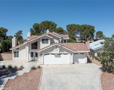 14743 Blue Grass Drive - Photo Thumbnail 33