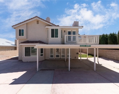 14743 Blue Grass Drive - Photo Thumbnail 32