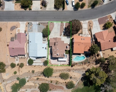 14743 Blue Grass Drive - Photo Thumbnail 47