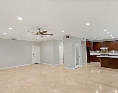 1472 Pinewood Drive - Photo Thumbnail 11