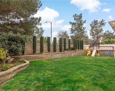 1472 Pinewood Drive - Photo Thumbnail 28