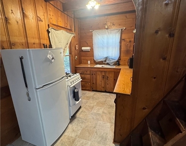 1029 Coulter Pine Road - Photo Thumbnail 4