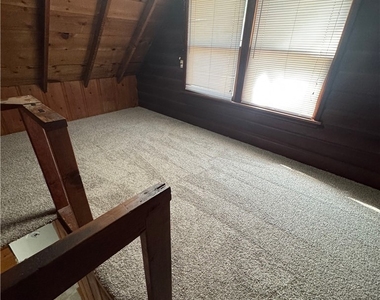 1029 Coulter Pine Road - Photo Thumbnail 10