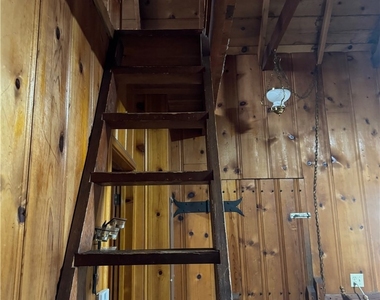 1029 Coulter Pine Road - Photo Thumbnail 9