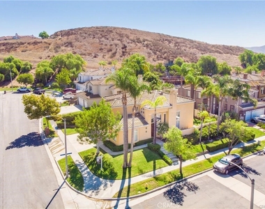 2160 Curry Circle - Photo Thumbnail 9