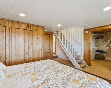 1171 N Grass Valley - Photo Thumbnail 14