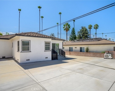 1365 Winchester Avenue - Photo Thumbnail 26