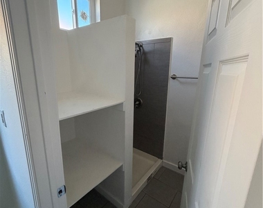 4354 Compton - Photo Thumbnail 35