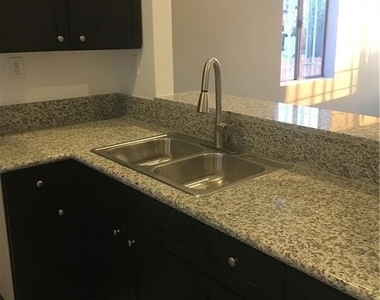 4354 Compton - Photo Thumbnail 3