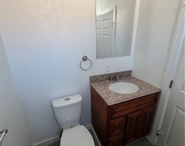 4354 Compton - Photo Thumbnail 33
