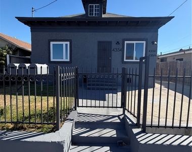 4354 Compton - Photo Thumbnail 3