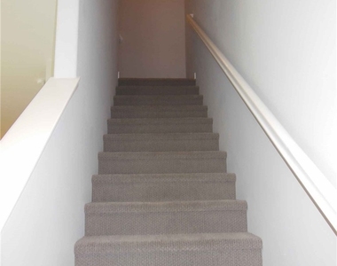 674 Chandler - Photo Thumbnail 8