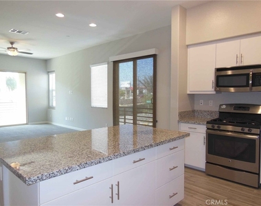 674 Chandler - Photo Thumbnail 15