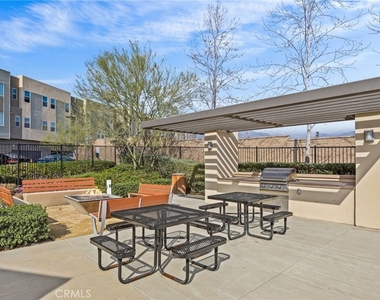 674 Chandler - Photo Thumbnail 32