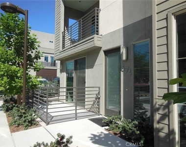 674 Chandler - Photo Thumbnail 1
