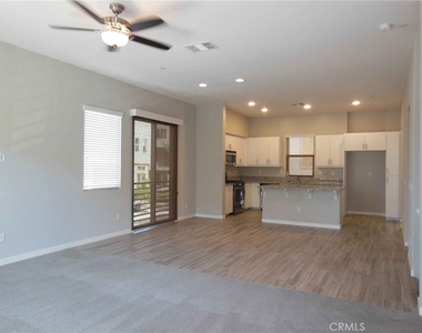 674 Chandler - Photo Thumbnail 9